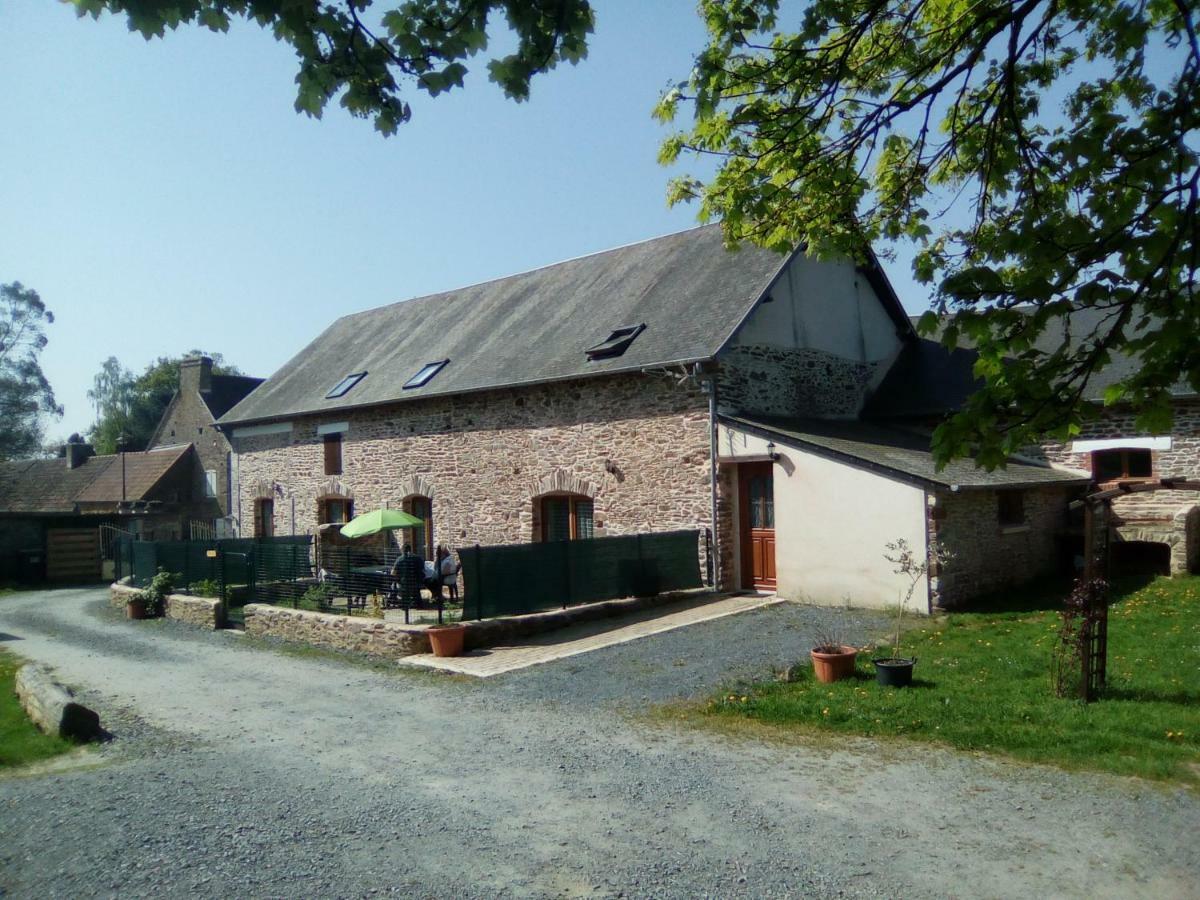 Villa La Ferme De La Baconnerie Sainte-Marguerite-d'Elle Exterior foto